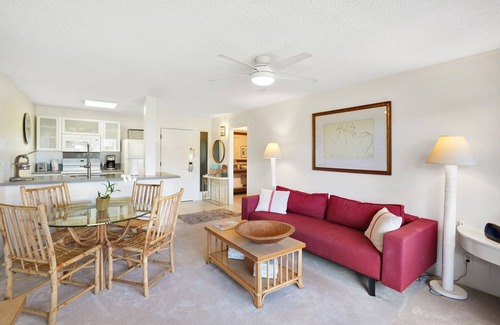 Wailua Condo | Beach, shops, restaurants are steps away!