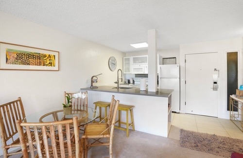 Wailua Condo | Beach, shops, restaurants are steps away!