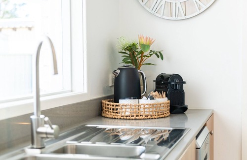 Vincentia House | Beach St Retreat: Stunning modern family. beach house