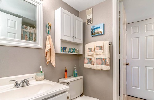 Myrtle Beach Condo | Beach Themed 1bd on Cabana Row in Myrtle Beach