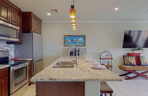 Galveston Condo | Beach Therapy at Maravilla by My Galveston Getaway