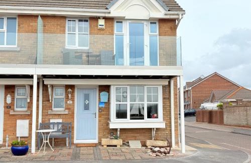 Wyke Regis Apartment | Beach View House