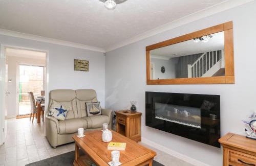 Wyke Regis Apartment | Beach View House