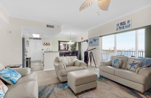 Pensacola Beach Condo | 🏝️Beach Views-Walk2Beach-Pool-2BR South Harbour 4E
