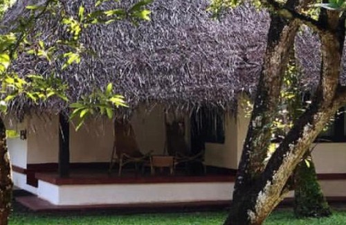 Eravipuram Hotel | Beach villas pozhikkara