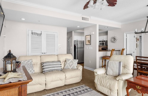 North Myrtle Beach Condo | Beach Walk Villas 908 - 2 Bedroom Condo in Cherry Grove - Indoor/Outdoor Pools