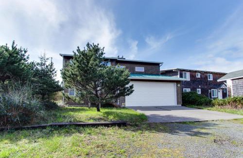 Rockaway Beach House | Beach Whale