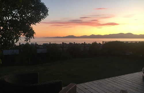 Ruby Bay House | Beach within Reach