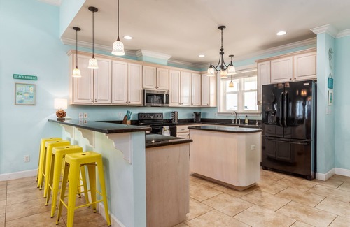 Dauphin Island House | Beachaholic | Heated Pool with fall openings