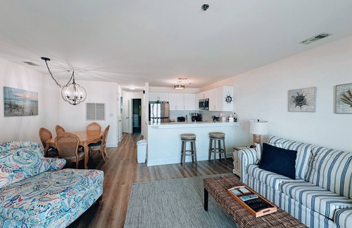 North Topsail Beach Condo | "Beachaholic" 2 bed/2 bath condo in Villa Capriani
