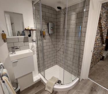 Tenby Bed & Breakfast | Beachcomber B&B