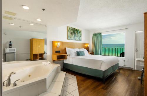 Panama City Beach Hotel | Beachcomber Beachfront Hotel, a By The Sea Resort