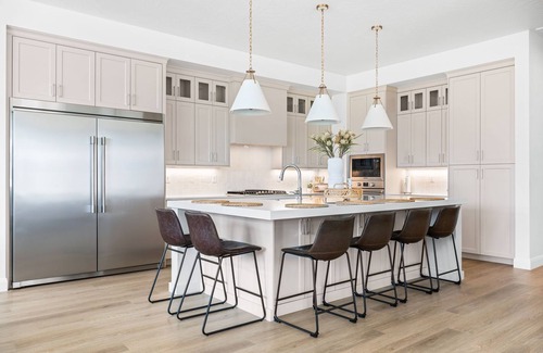 St. George House | Beachcomber Bliss: Desert Color Lagoon + Beaches