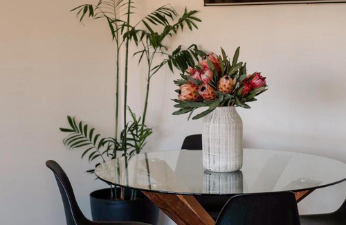 Lakes Entrance Apartment | Beachcomber Holiday Units