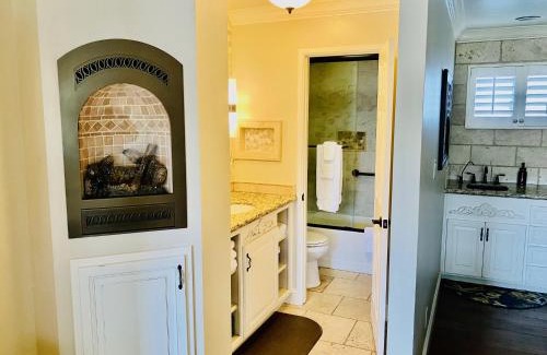 Downtown Hotel | Beachcomber Inn