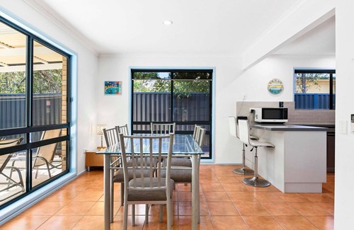 Toogoom House | Beaches - Awaken to the Symphony of the Waves
