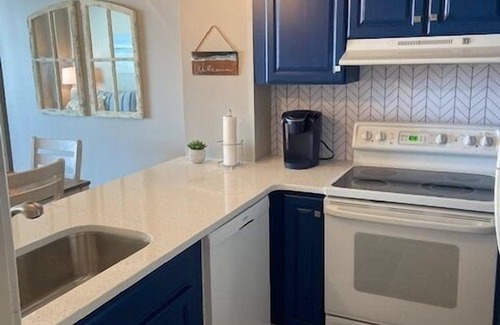 Sneads Ferry Condo | "Beaches be Crazy" 2 bed, 2 bath St Regis in NTB