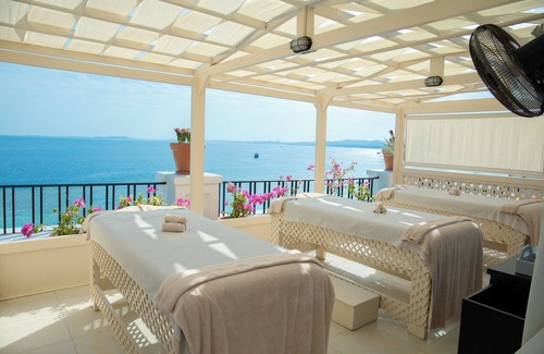El Hadaba Hotel | Beachfront Resort with Pools, Full-service Spa and Tennis Courts