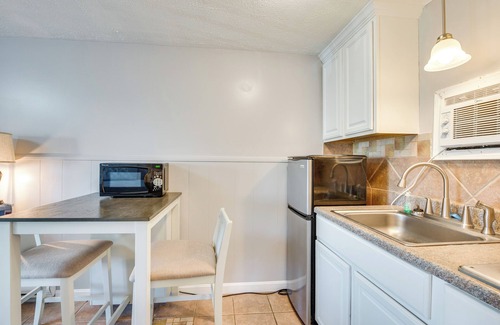Old Orchard Beach Apartment | 'beachfront 14' Condo on Old Orchard Beach