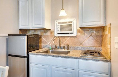 Old Orchard Beach Apartment | 'beachfront 14' Condo on Old Orchard Beach