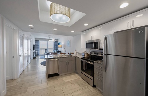 Treasure Island Condo | Beachfront 2/2 on Treasure Island, 404W Oceana