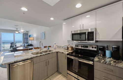 Treasure Island Condo | Beachfront 2/2 on Treasure Island, 404W Oceana