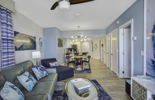 Treasure Island Condo | Beachfront 2/2 Condo on Treasure Island, 305W Oceana