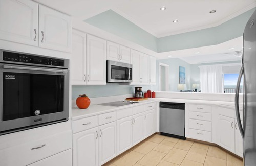 Biltmore Beach Condo | Beachfront, 2 Pools, 4 Bedrooms, Private Beach - Free Golf Daily Incl