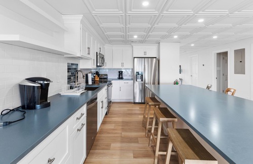 Diamond Beach Condo | Beachfront 3 BR condo in Diamond Beach with pool - Completely renovated for 2024