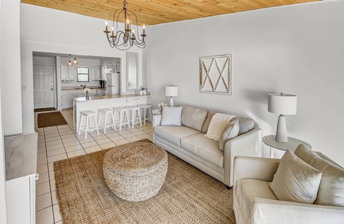 Seagrove Beach Condo | Beachfront 30A Condo! Stunning Views, Pool, 5min to Seaside, Sleeps 6, WiFi, Vacayzen Credit!