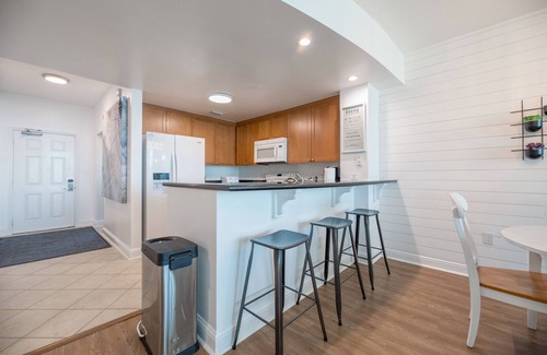 Panama City Beach Resort | Beachfront 3BDR Condo. Aqua Resort by Pier Park