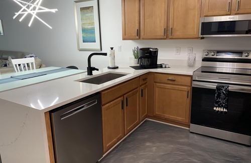 Madeira Beach Condo | BEACHFRONT- 3BED/3BATH TOP FLOOR