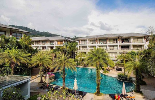 Sa Khu Apartment | Beachfront 3br Luxe plunge Pool On Naithon Beach