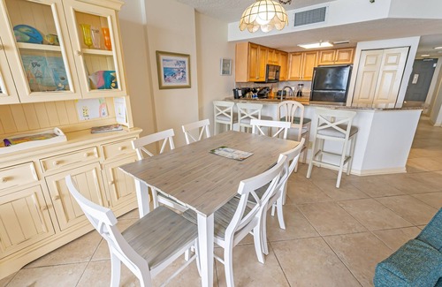 Myrtle Beach Condo | Beachfront 4BR condo w/hot tubs & views