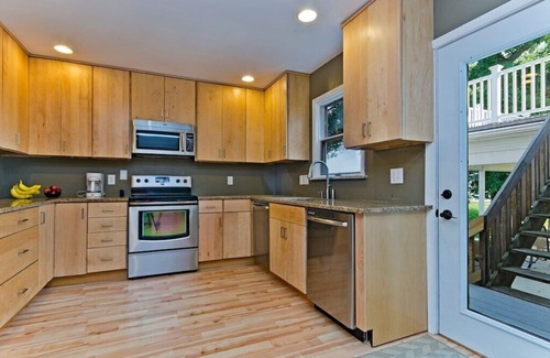 Sandusky House | Beachfront 5 BR/2 Miles from CP & Sports Force