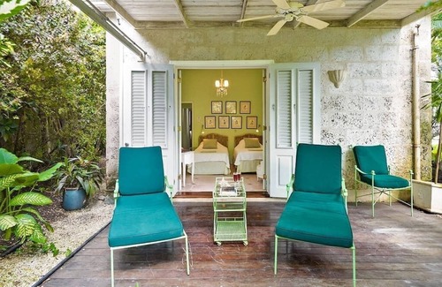 Little Battaleys Villa | Beachfront 6 bedroom villa at Barbados West coast