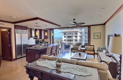 Ko Olina Condo | Beachfront 8th FL 3 bed at Beach Villas Ko Olina beautiful ocean views! OT821