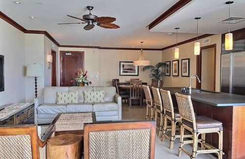 Ko Olina Condo | Beachfront 8th FL 3 bed at Beach Villas Ko Olina beautiful ocean views! OT821