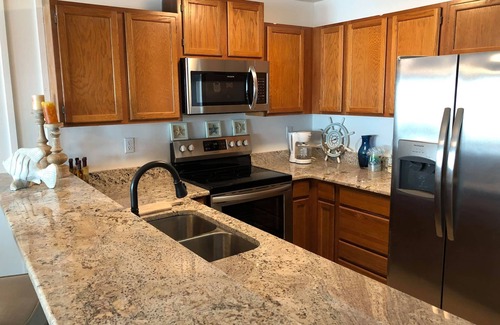 Kure Beach Condo | Beachfront-Adorable condo gorgeous views of Ft. Fisher