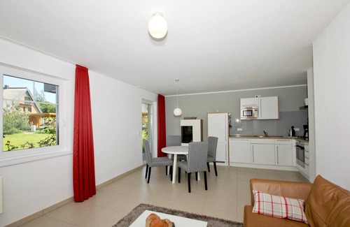 Lobbe Apartment | Beachfront apartment with terrace, use of swimming pool and sauna - Rex Rugia apartment 14-4