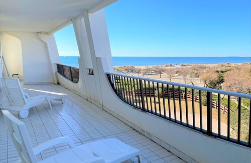 Le Couchant Apartment | Beachfront Apartment, Stunning Sea Views, Large Terraces, Parking Included