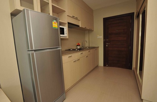 Rawai Apartment | Beachfront Apartment Pool Access