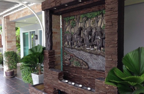 Rawai Apartment | Beachfront Apartment Pool Access