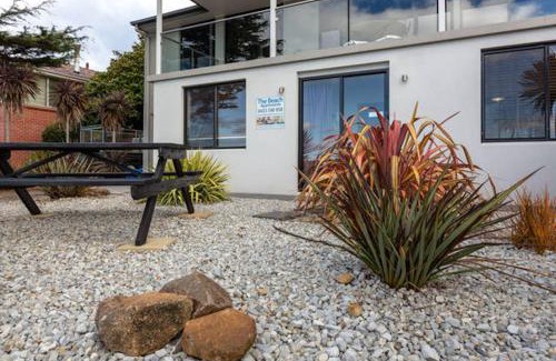 Blackmans Bay Apartment | Beachfront Apartment Blackmans Bay