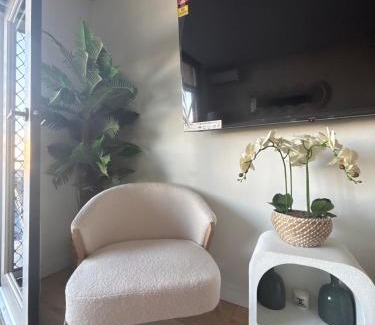 Brighton-le-Sands Apartment | Beachfront Apartment in Brighton