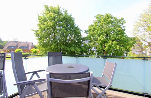 Moenchgut Peninsula Apartment | Beachfront apartment with balcony, use of swimming pool and sauna - Rex Rugia apartment 29-5 -