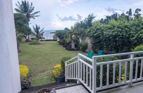 Trou d'Eau Douce Apartment | Beachfront Appartment