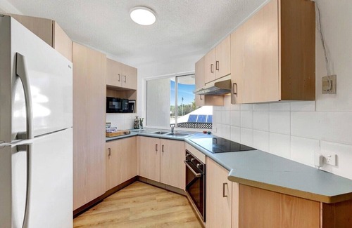Marcoola Apartment | Beachfront Apt. Ocean Views, Pool,Private Rooftop