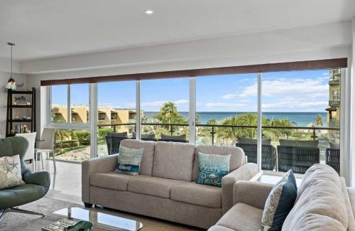 Oranjestad-West House | Beachfront - Aqua Vista 3BR condo - A347