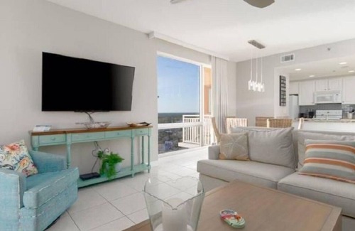 West Panama City Beach Condo | Beachfront Bliss Splash Condo August openings Discounted! 3 night mimimum